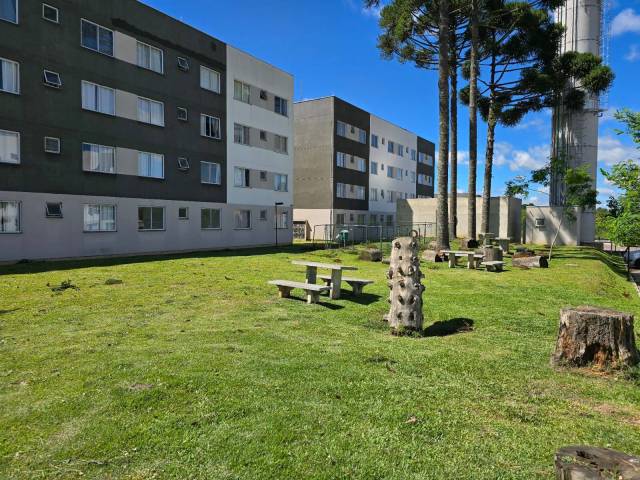 #000353 - Apartamento para Venda em Campo Largo - PR